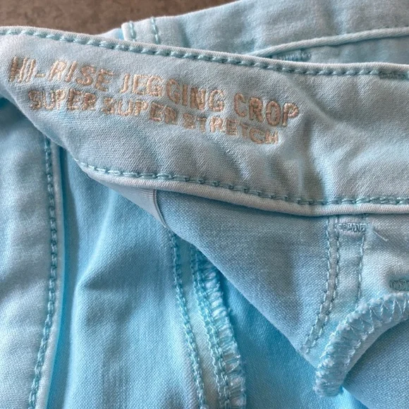 Light blue stretchy jeans - Picture 4 of 7